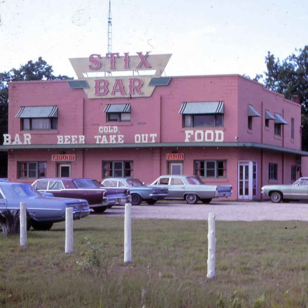 Old Stix Bar ludington MI